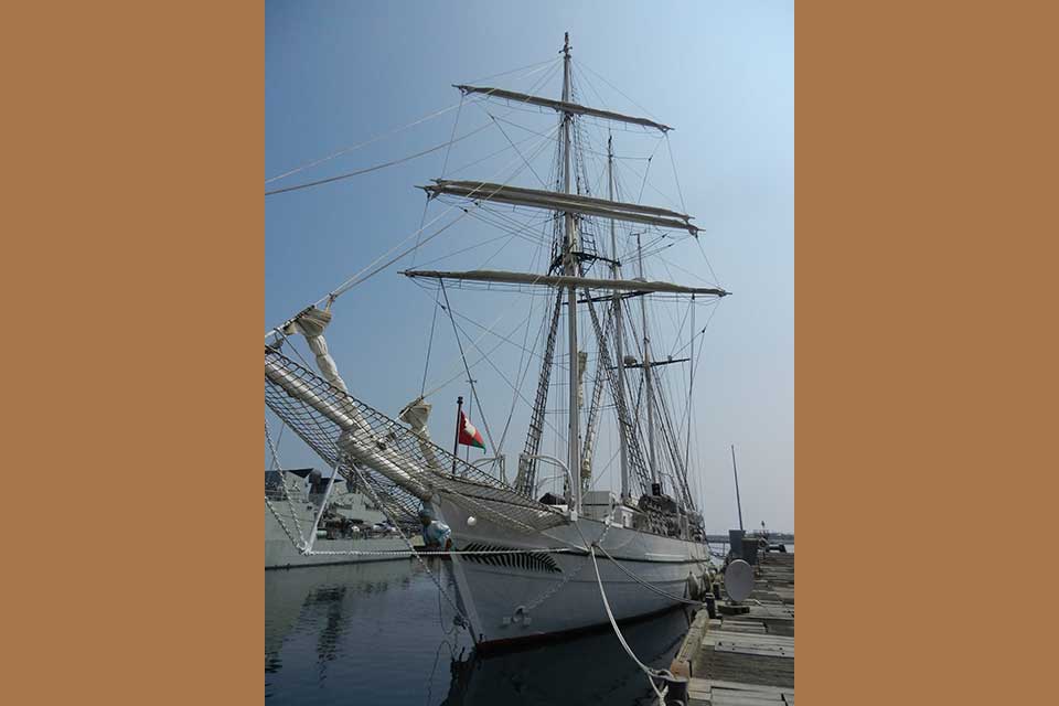 Shabab Oman – the Royal Navy of Oman’s sail training ship